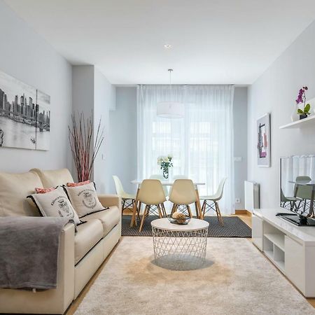 Zurriola Suites By Forever Rentals San Sebastian Bagian luar foto