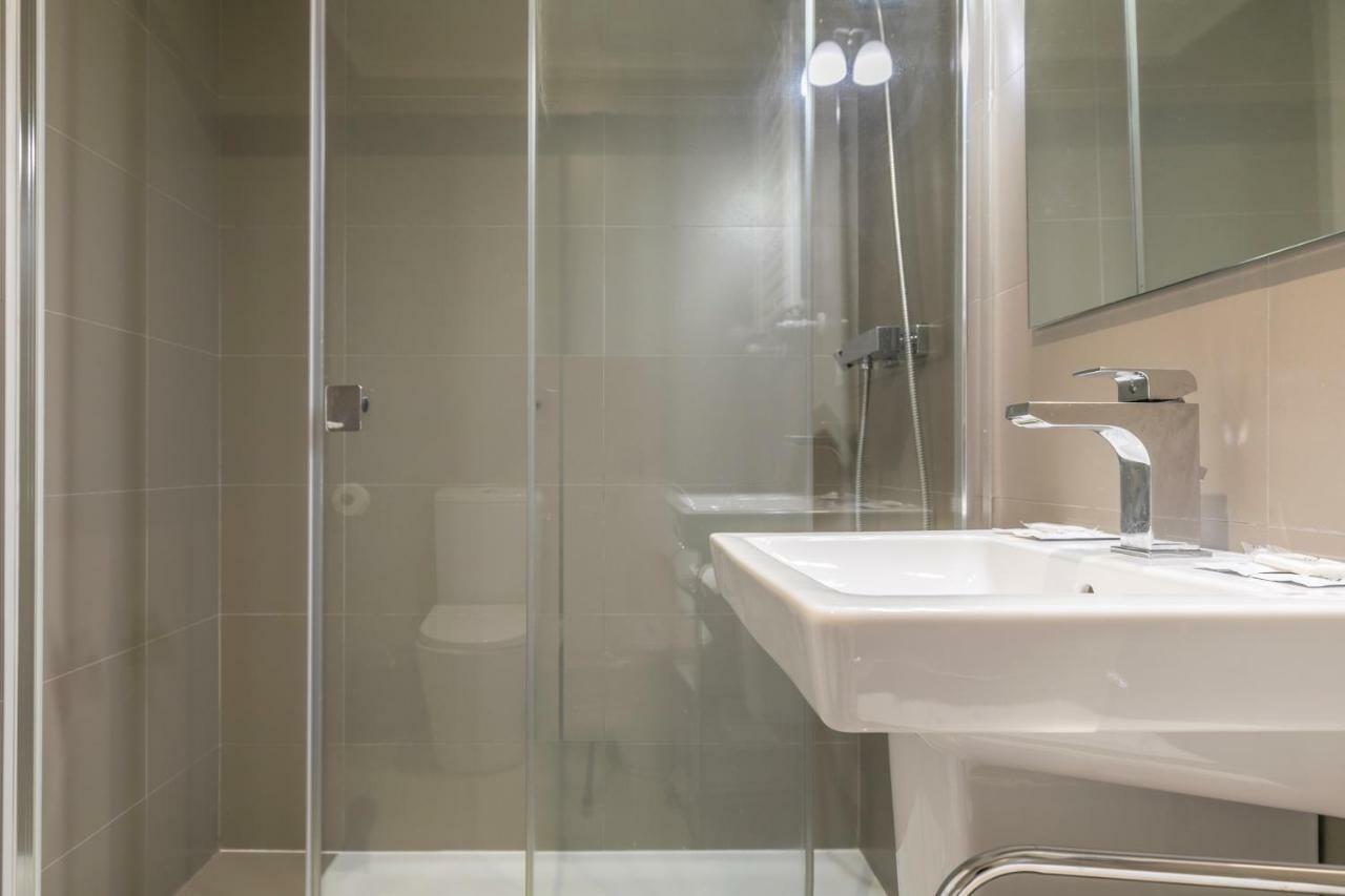 Zurriola Suites By Forever Rentals San Sebastian Bagian luar foto