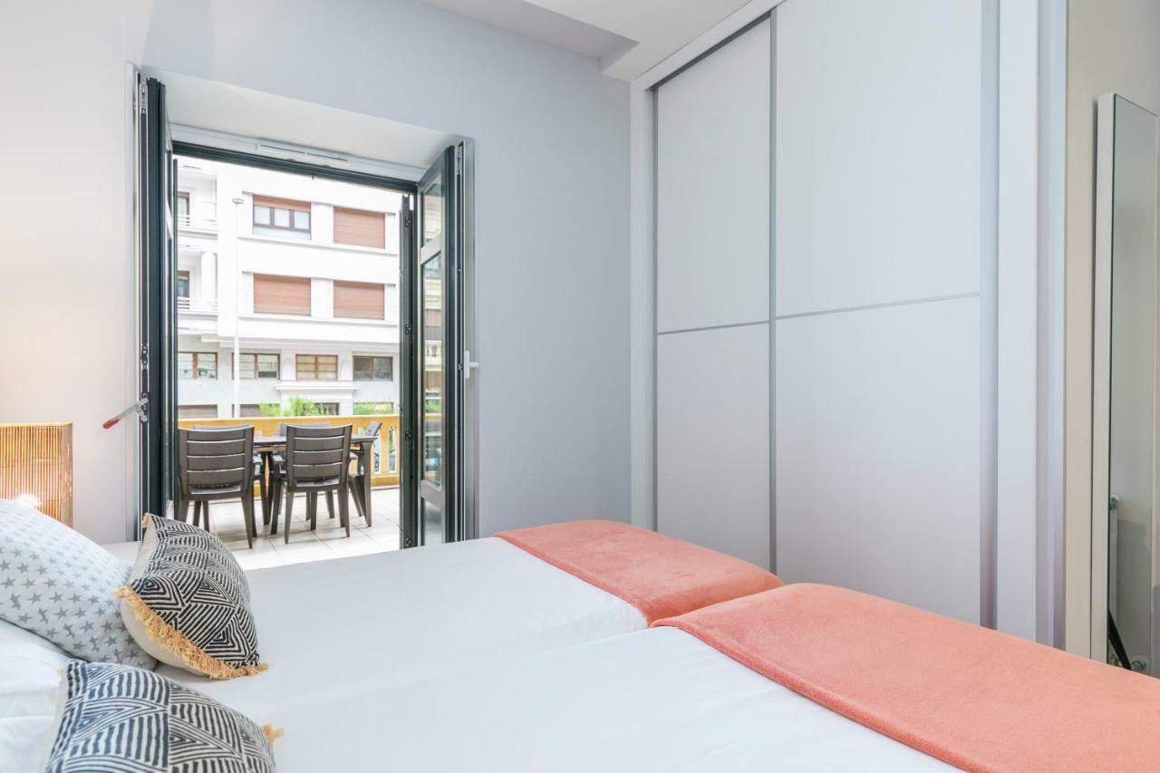 Zurriola Suites By Forever Rentals San Sebastian Bagian luar foto