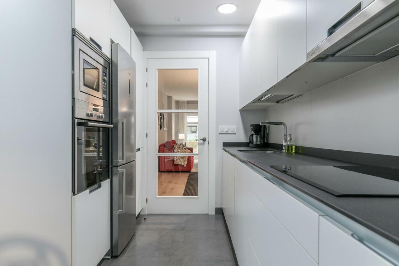 Zurriola Suites By Forever Rentals San Sebastian Bagian luar foto