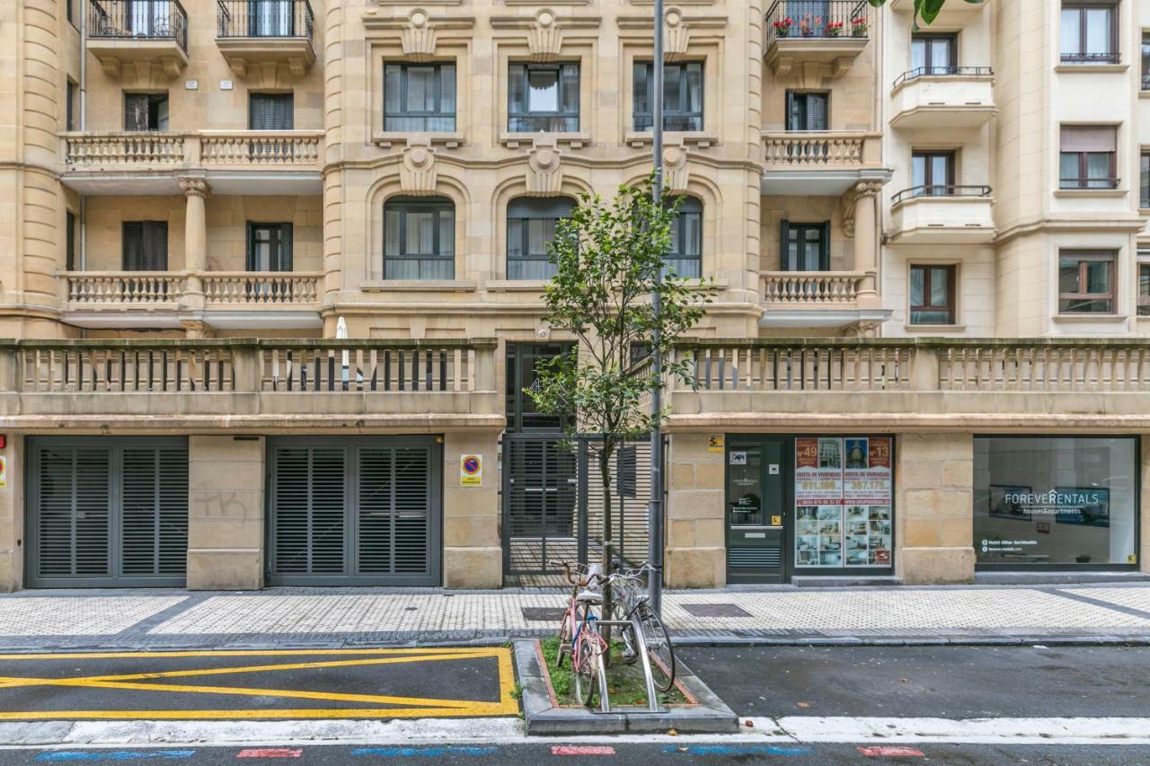 Zurriola Suites By Forever Rentals San Sebastian Bagian luar foto